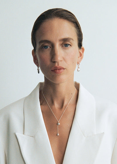 Stilla Lariat Necklace