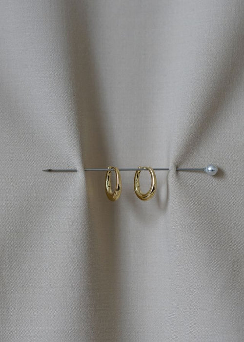 Oval Hoop Earrings (Pre-order)