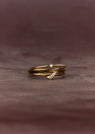 Diamond Wave Thread Ring