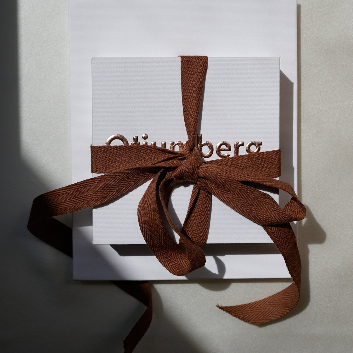 otiumberg gift wrap