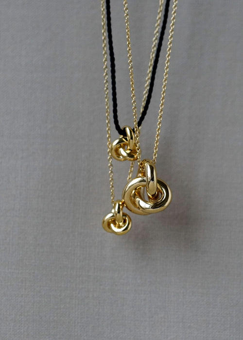 Knot Necklace (Pre-order)