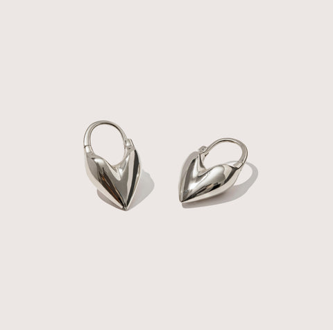 Contemporary earrings for the modern woman