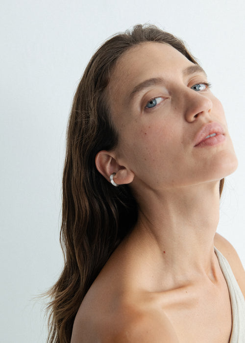 Twisted Ridged Ear Cuff