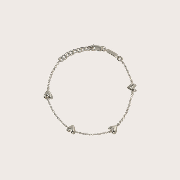 Roscida Heart Scatter Bracelet