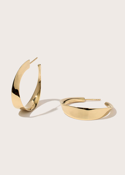 Twisted Wave Hoops