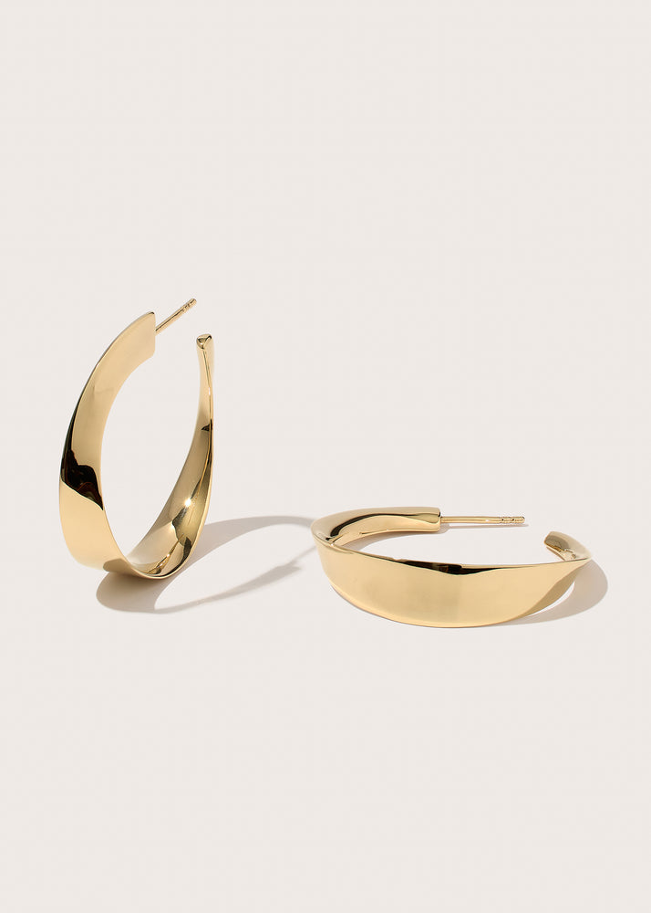 Twisted Wave Hoops