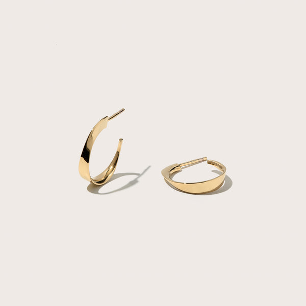 Small Twisted Wave Hoops