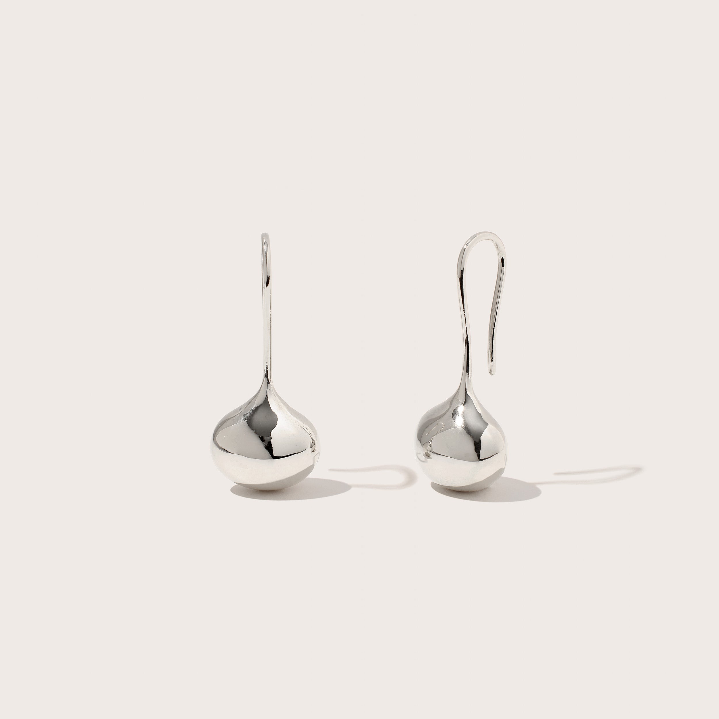 Pebble Curve Drop Earrings