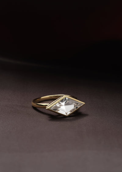 14kt Kite Domino Ring