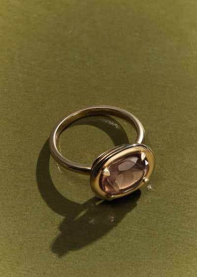 14kt Oval Domino Ring
