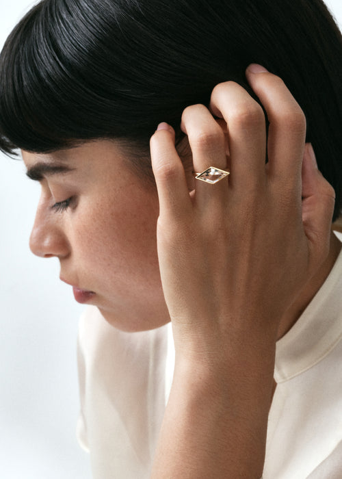 14kt Kite Domino Ring