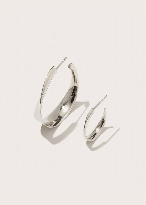 Twisted Wave Hoops