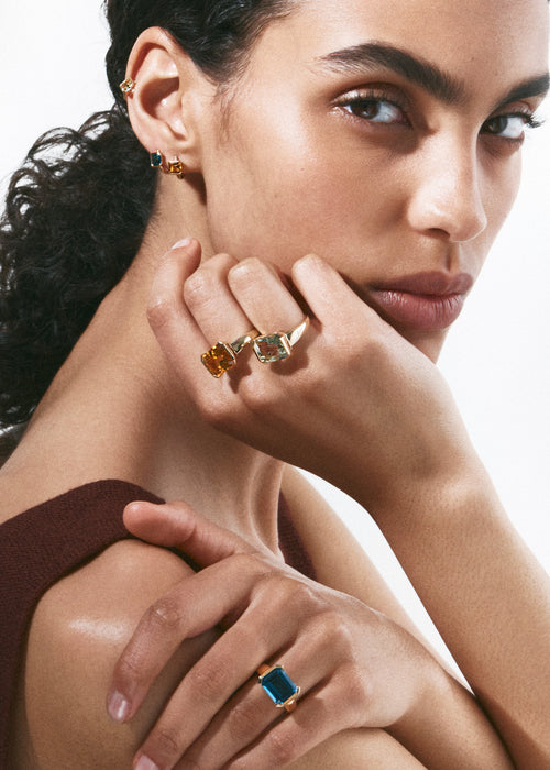 14kt Blue Topaz Domino Ring