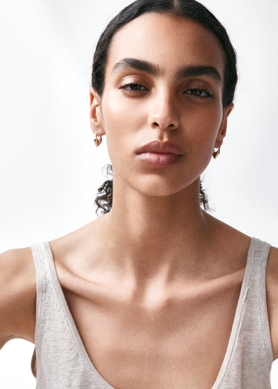 Fine Roscida Heart Earrings