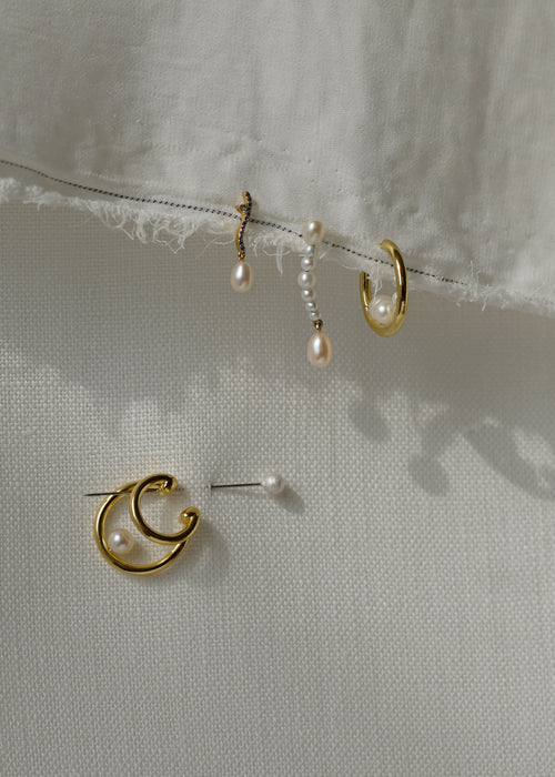 Pearl Drop Earrings