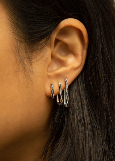 Paperclip Medium Black Onyx Earring